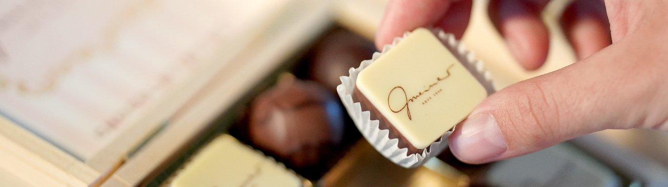 Slider Image 0